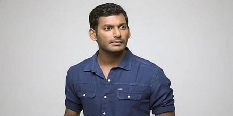 விஷாலுக்கு ஜாமீனில் வெளிவர முடியாத பிடி வாரண்ட்