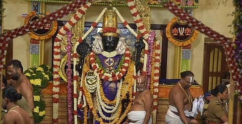 கடைசி நாளில் அத்திவரதரை தரிசிக்க குவியும் பக்தர்கள்