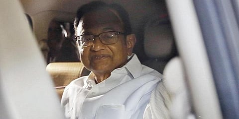 ப.சிதம்பரத்தின் மனு - உச்சநீதிமன்றத்தில் இன்று விசாரணை