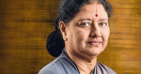 சசிகலாவின் ரூ.1,600 கோடி மதிப்புள்ள சொத்துகள் முடக்கம் ?
