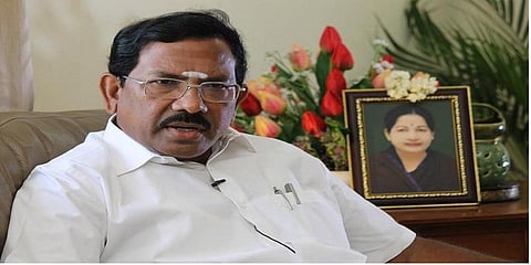 “அச்சமில்லை அச்சமில்லை..” - போராட்டத்தில் ஈடுபட்ட திமுகவினருக்கு மாஃபா பாண்டியராஜன் ட்வீட்