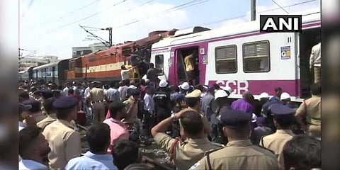 நேருக்கு நேர் மோதிய ரயில்கள்- வெளியானது அதிர்ச்சி வீடியோ