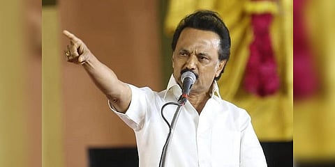 மாநிலத் தேர்தல் ஆணைய செயலாளரை இடமாற்றம் செய்ததற்கு மு.க.ஸ்டாலின் கண்டனம்