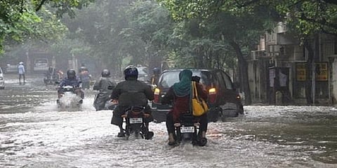 “நான்கு மாவட்டங்களில் கனமழைக்கு வாய்ப்பு” - வானிலை ஆய்வு மையம்
