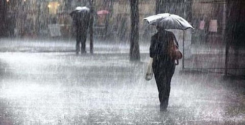 கனமழை காரணமாக வீடுகளுக்குள் புகுந்த மழை நீர்