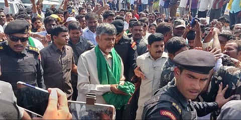 3 தலைநகரங்கள் அமைக்க எதிர்ப்பு: ஆந்திராவில் வலுக்கிறது போராட்டம்