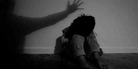 16 வயது சிறுமியை கடத்தி 6 நாட்கள் பாலியல் கொடுமை - 17 வயது சிறுவன் கைது