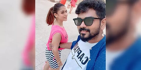 ‘காத்துவாக்குல 5 வருடங்கள் காதல்’ - விக்னேஷ் சிவனின் வைரல் புகைப்படம்