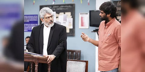 அஜித்தால் தாமதமாகிறதா வலிமை படப்பிடிப்பு? - வருத்தத்தில் இயக்குநர்?
