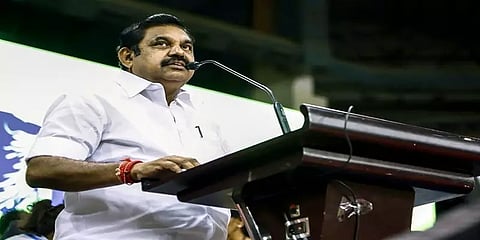 மருத்துவ, சுகாதார ஊழியர்களுக்கு 1 மாத ஊதியம் சிறப்பூதியமாக வழங்கப்படும்: முதல்வர் பழனிசாமி
