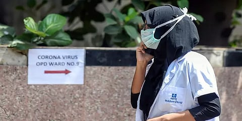 கொரோனாவால் முதலில் பாதிக்கப்பட்ட இருவர் குணமடைந்தனர் - மகாராஷ்டிரா சுகாதாரத்துறை