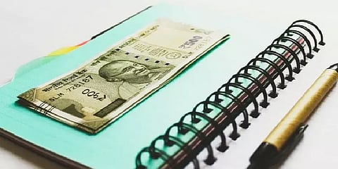கல்விக் கட்டணத்தை செலுத்த கட்டாயப்படுத்தக் கூடாது - தமிழக அரசு