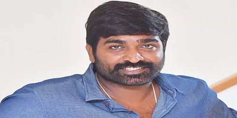 இந்து கோயில் பூஜைகளை கொச்சைப்படுத்துவதா?: விஜய் சேதுபதி மீது இந்து மகாசபா புகார்..!
