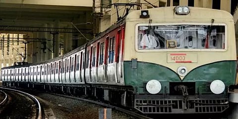 5 காவலர்களுக்கு கொரோனா - ரயில் நிலையம் மூடல்