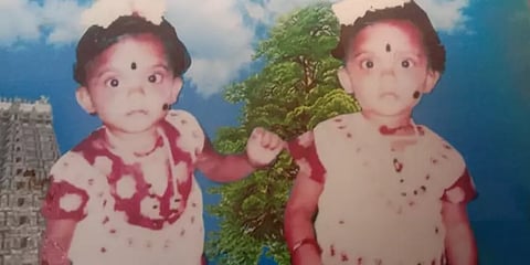 தாயின் கண் எதிரே குளத்தில் மூழ்கி 9 வயது இரட்டை சகோதரிகள் உயிரிழப்பு