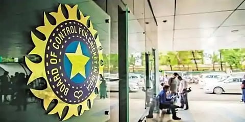 மழைக்காலம் முடிந்த பின்னரே கிரிக்கெட் : பிசிசிஐ அறிவிப்பு