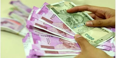 கடன் தவனையை கட்ட முடியவில்லையா? நிதி நிறுவன நெருக்கடியில் இருந்து தப்புவது எப்படி?