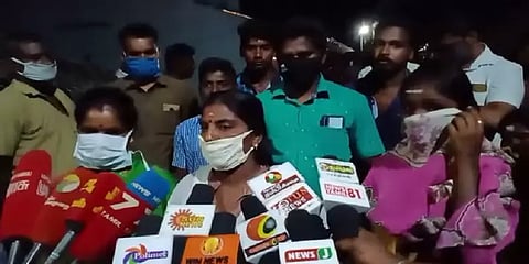 “பணம் வாங்கும்போது இனிக்குதா?’ - நெருக்கடி கொடுத்த நிதி நிறுவனம்: சிறைபிடித்த பெண்கள்