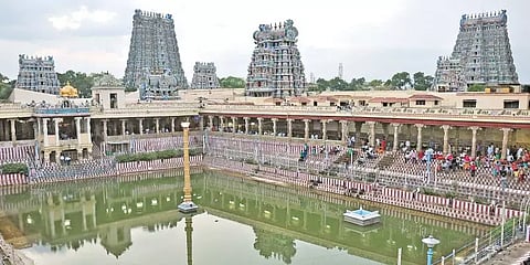 மீனாட்சியம்மன் கோயிலின் ஆடி முளைக்கொட்டு உற்சவம்: பக்தர்களுக்கு அனுமதியில்லை !