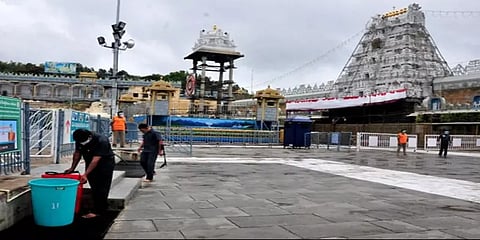 திருப்பதியில் 15 நாட்களுக்கு முழு ஊரடங்கு - மாவட்ட ஆட்சியர்