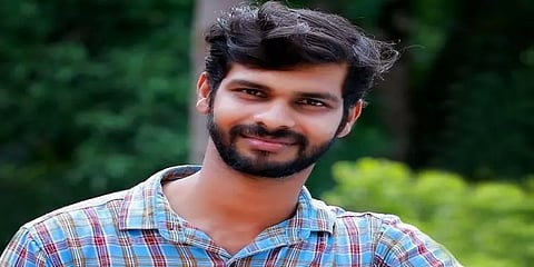 '10 வருடங்களுக்கு முன்பே அவர் ஹீரோ தான்' - கேரள அனுஜித் குறித்து நெகிழும் மக்கள்!