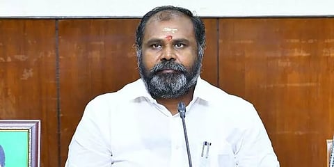 நயினார் நாகேந்திரன் அதிமுகவில் இணைய தொண்டர்கள் எதிர்பார்கின்றனர்- அமைச்சர் உதயகுமார்