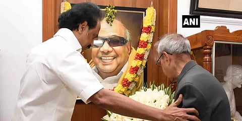 சிகிச்சையில் பிரணாப் முகர்ஜி; மகளிடம் உடல்நலம் குறித்து கேட்டறிந்த மு.க.ஸ்டாலின்!