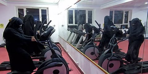 பழைமையான காந்தஹார்: துணிச்சலாக ஜிம்முக்குச் செல்லும் பெண்கள்
