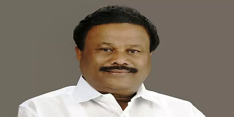 "100 கோடிய கொண்டுக்கிட்டு போறவங்கள எல்லாம் விட்டுடுவாங்க"-அமைச்சர் திண்டுக்கல் சீனிவாசன்