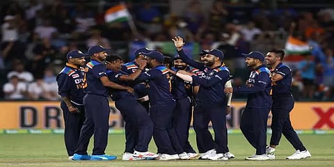 மூன்றாவது டி20: இந்தியாவுக்கு 187 ரன்கள் இலக்கு நிர்ணயித்த ஆஸி.!