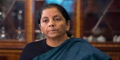 உலகின் மிகவும் சக்திவாய்ந்த 100 பெண்கள் பட்டியல்: 41 இடம் பிடித்த நிர்மலா சீதாராமன்!