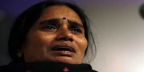 'வலியை உணர்ந்த அந்த நொடியில் எடுத்த சபதம்!' - நிர்பயா கடைசி நிமிடங்களை விவரித்த ஆஷா தேவி!