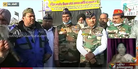 “ஜெய் ஜவான் - ஜெய் கிசான்” டெல்லி விவசாயிகள் போராட்டத்தில் எதிரொலிக்கும் முழக்கம்!