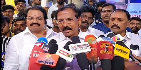 திமுகவின் குற்றச்சாட்டுகள் அனைத்தும் ஆதாரமில்லாத அவதூறுகள்: அமைச்சர் பாண்டியராஜன்