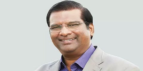 வரி ஏய்ப்பு புகார்: பால் தினகரனுக்கு சொந்தமான 28 இடங்களில் சோதனை... பின்னணி என்ன?