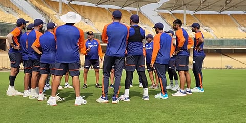 சேப்பாக்கத்தில் பயிற்சியை தொடங்கிய இந்தியா!