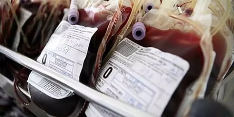 இந்தியா முழுவதும் 63 மாவட்டங்களில் ஒரு ரத்தவங்கி கூட இல்லை - மாநிலங்களவையில் தகவல்