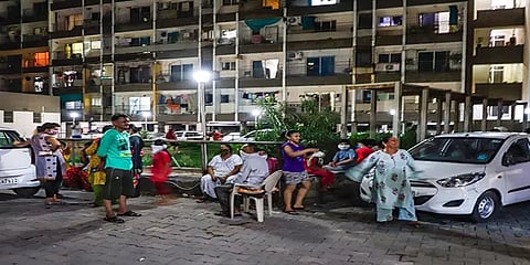 டெல்லி, பஞ்சாப் உள்ளிட்ட வடமாநிலங்களில் நிலநடுக்கம்: வீதிகளில் மக்கள் தஞ்சம்