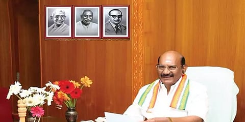 பதவியை ராஜினாமா செய்தார் புதுச்சேரி சபாநாயகர் சிவக்கொழுந்து!