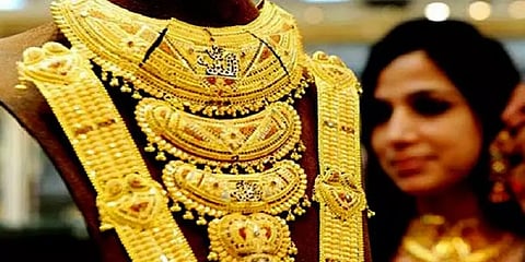 மார்ச். 2: சென்னையில் சவரனுக்கு 448 ரூபாய் குறைந்த தங்க விலை