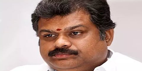 சைக்கிள் சின்னத்தில் போட்டியிட அதிமுகவிடம் 12 தொகுதிகள் கேட்கும் தமாகா