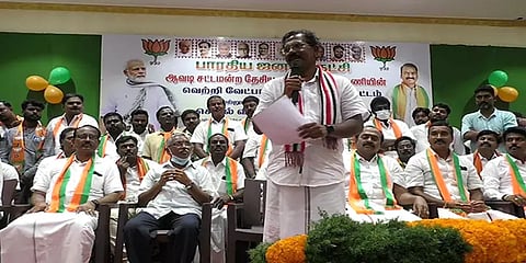 நான் மறைந்தாலும் என்மீது அதிமுக கொடிதான் போர்த்தப்படும் - அமைச்சர் பாண்டியராஜன் உருக்கம்