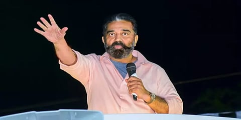 "நாற்புறமும் நாராசமாய் பண்பற்ற வார்த்தைகள்; யாகாவாராயினும் நாகாப்போம்" : கமல்ஹாசன் ட்வீட்