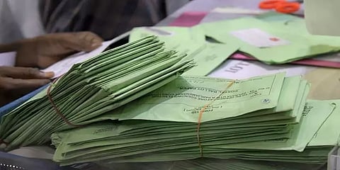 சென்னை, சேலத்தில் காவல்துறையினர் தபால் வாக்கு