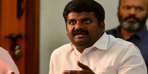 ”அரசின் மீதும் தடுப்பூசி மீதும் நம்பிக்கை அவசியமானது” - விஜயபாஸ்கர்!
