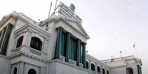 8-ல் உயர்வு; 6-ல் சரிவு... அதிமுக அரசின் கடைசி ஓர் ஆண்டு ஆட்சி எப்படி? - நிதி ஆயோக் பார்வை