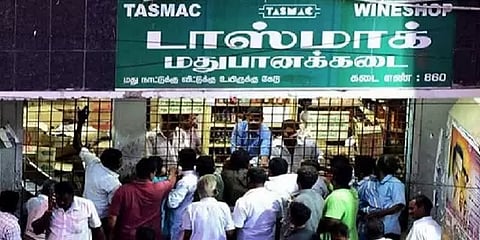 டாஸ்மாக் கடை திறப்பு: 2 நாட்களில் 291.96 கோடி ரூபாய்க்கு மதுபானங்கள் விற்பனை