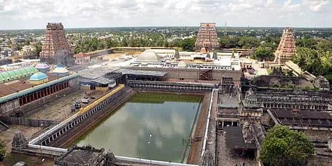 சிதம்பரம் நடராஜர் கோயில் ஆனி திருமஞ்சன விழாவில் பக்தர்களை அனுமதிக்கக்கோரி போராட்டம்