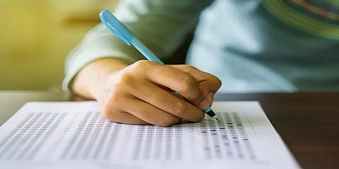 நீட் நுழைவுத் தேர்வு: கேள்வி - பதில் முறையில் மாற்றம்