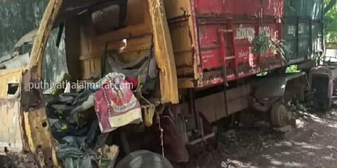 கடலூர்: குப்பைகளை சேகரிக்கும் வாகனங்கள் மக்கும் அவலம்